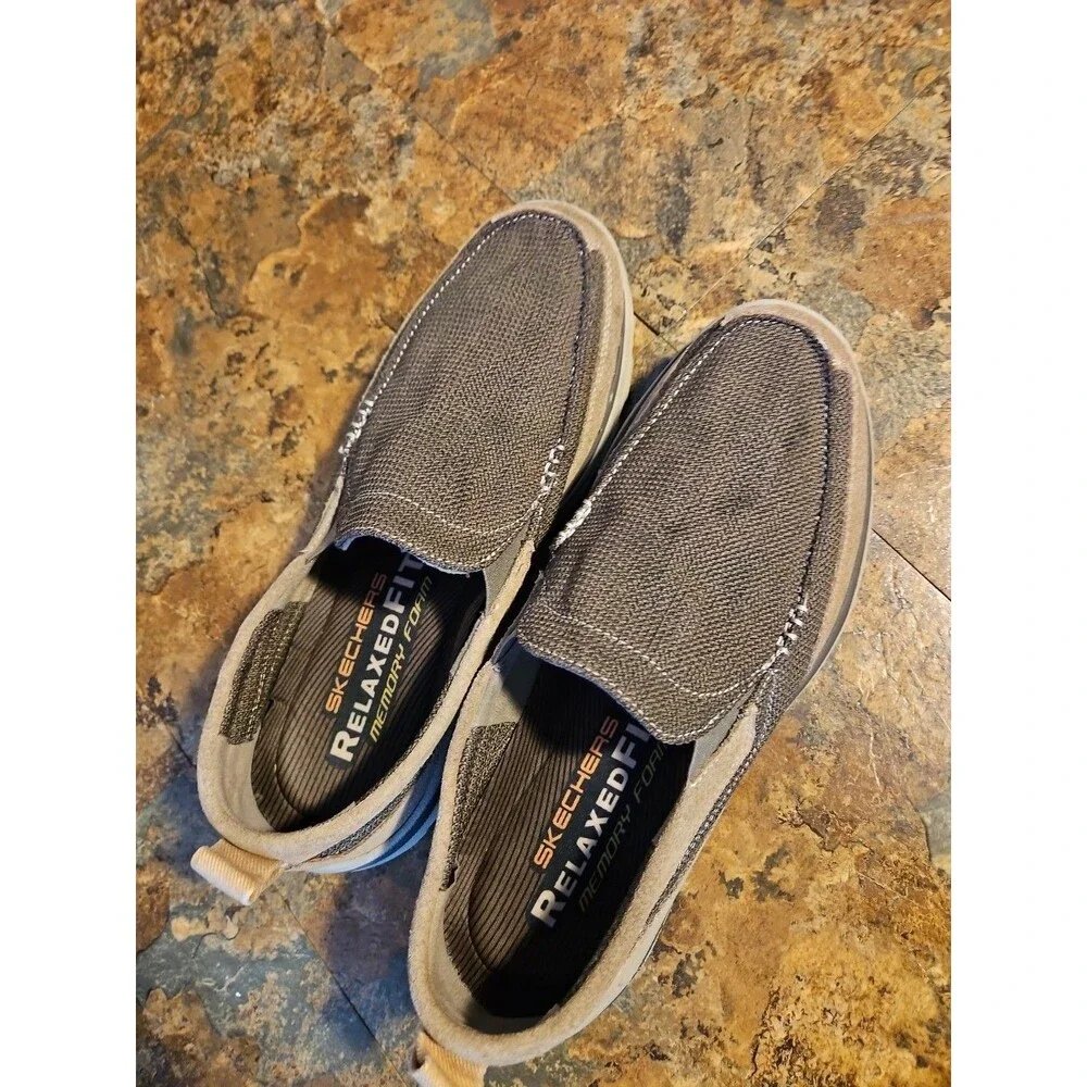 Skechers Relaxed Fit Men's Shoes Size 11 Brown/tan Canvas EXCELLENT CONDITION